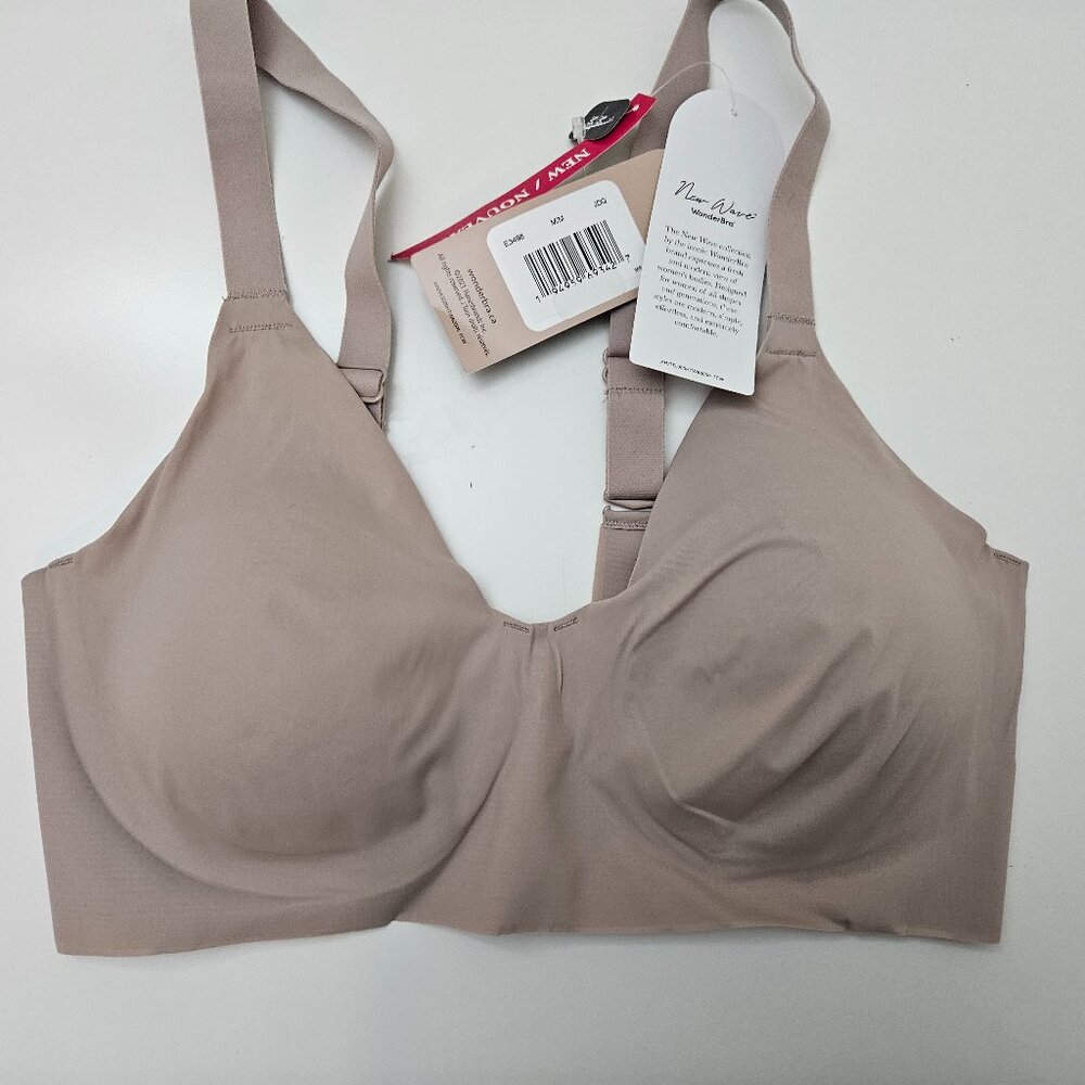 182. Wonderbra padded underwire bra. NWT